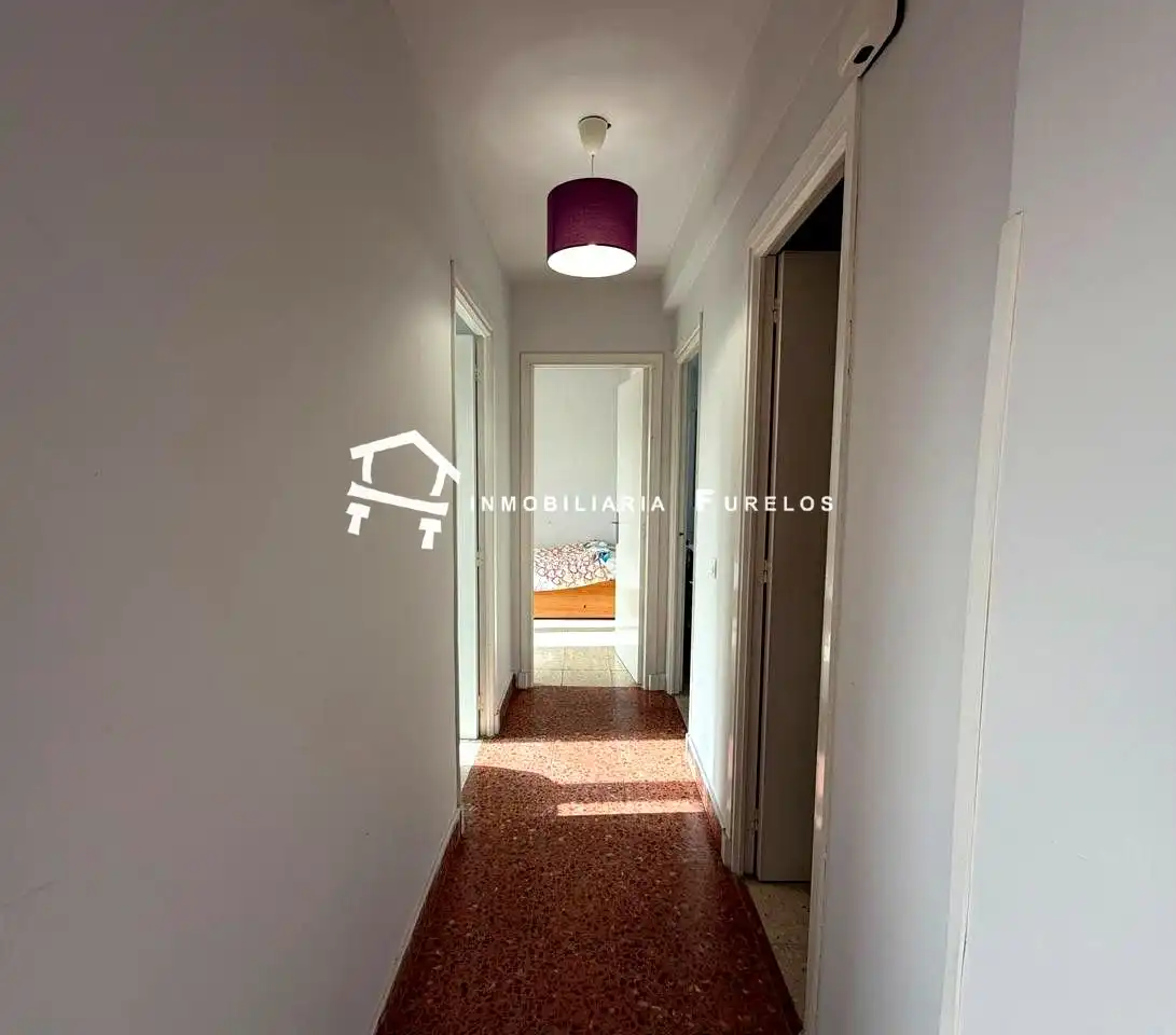 Wohnung zum Verkauf in Medina de Pomar mit Schwimmbad und Balkon