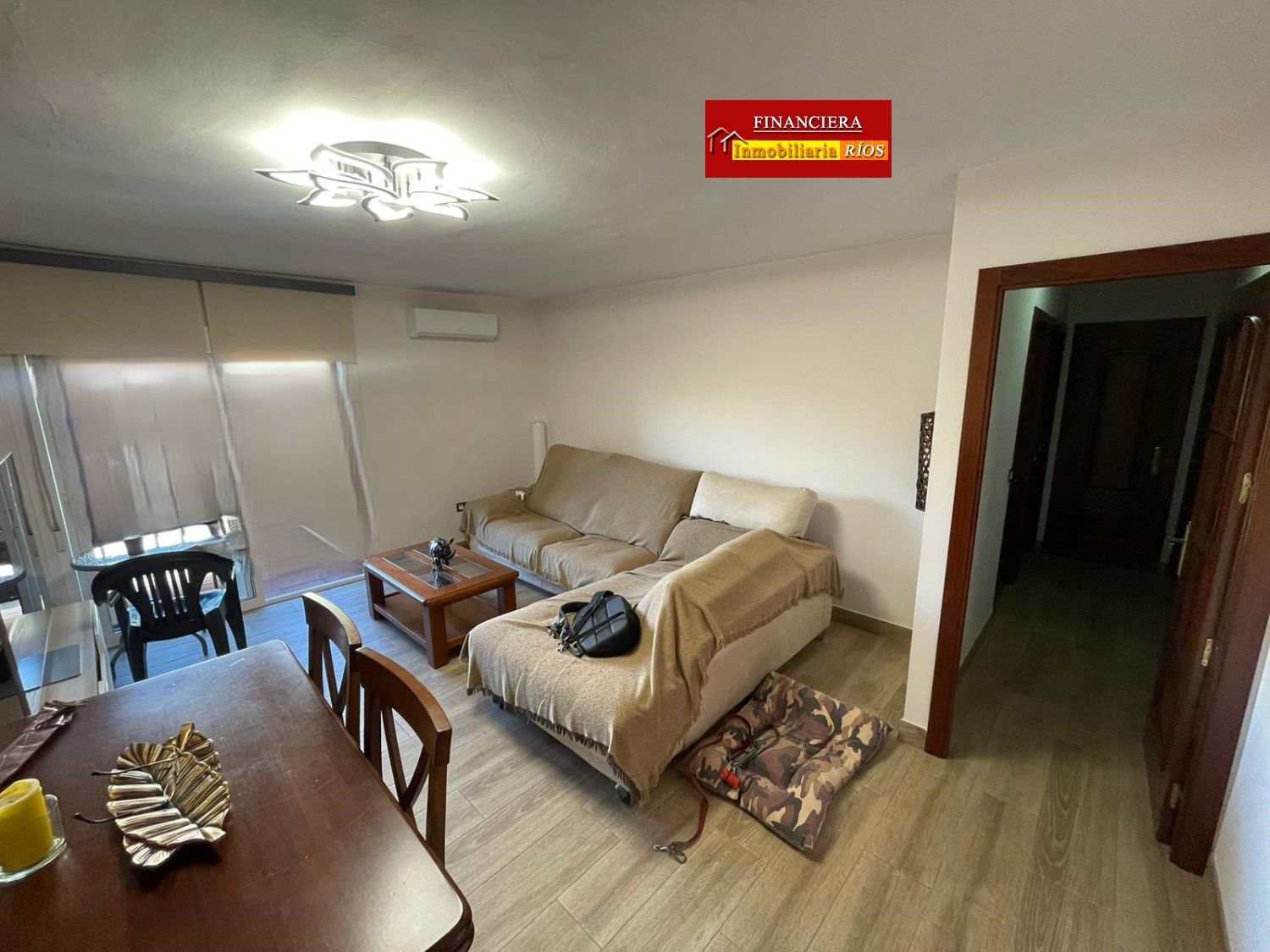 Vista exterior de Pis en venda en Alcalá de Guadaira amb Aire condicionat