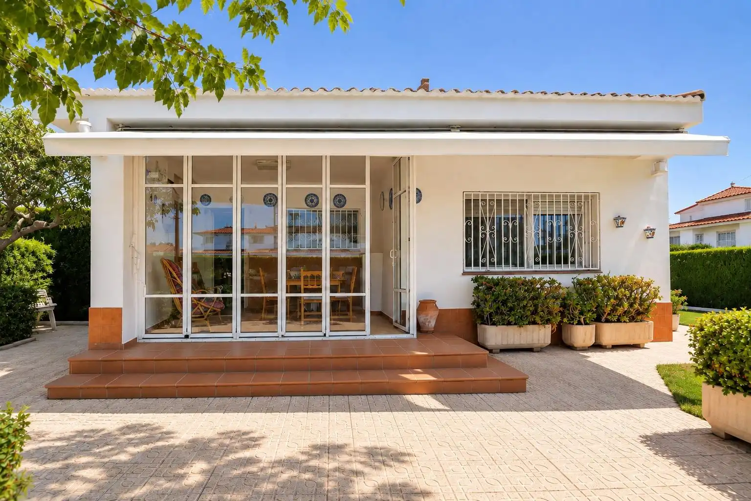 Villa mit Garten zum Verkauf in Calle GARBI DEL