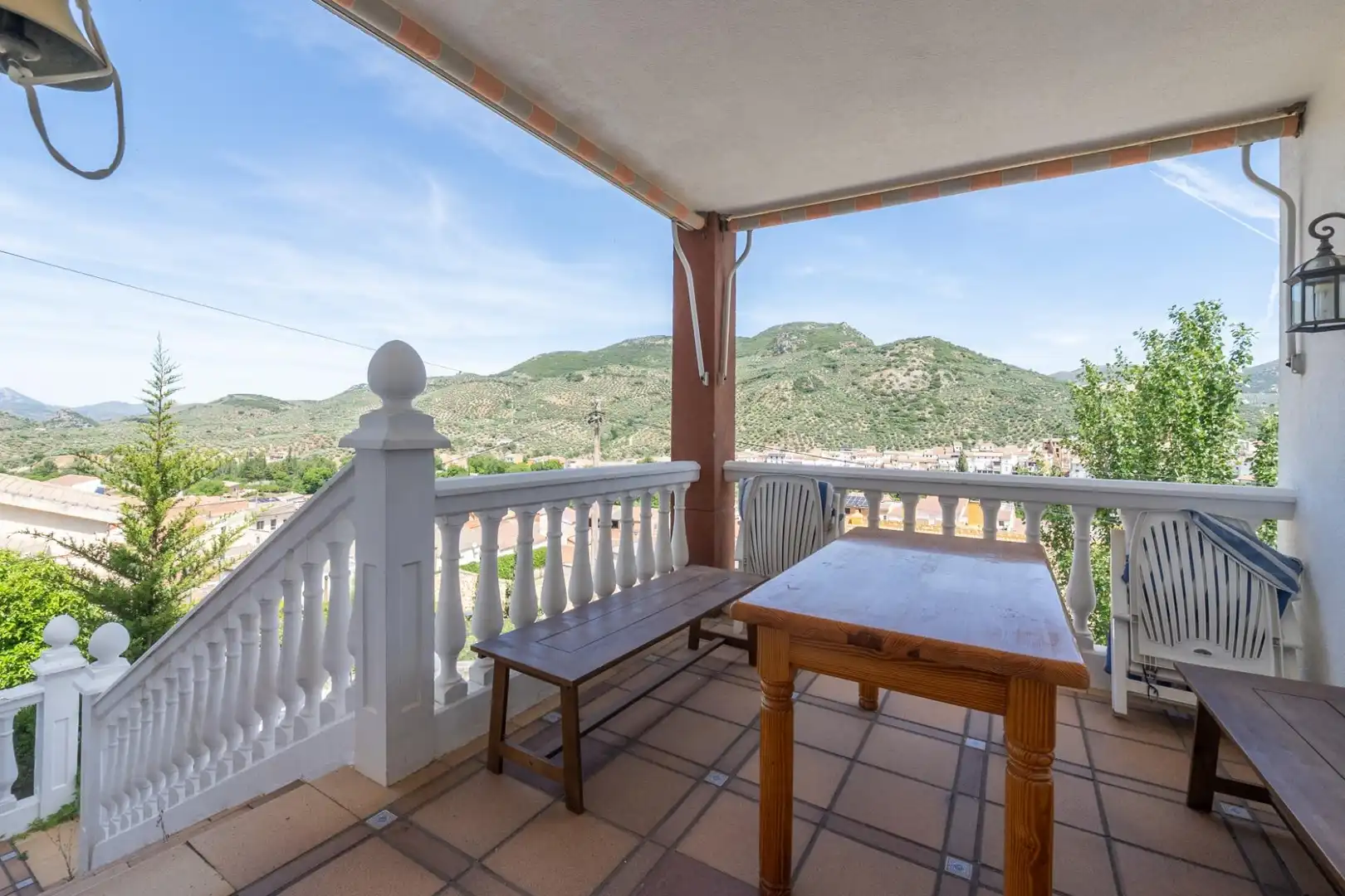 Terraza de Casa o chalet en venta en Valdepeñas de Jaén con Aire acondicionado, Calefacción y Jardín privado