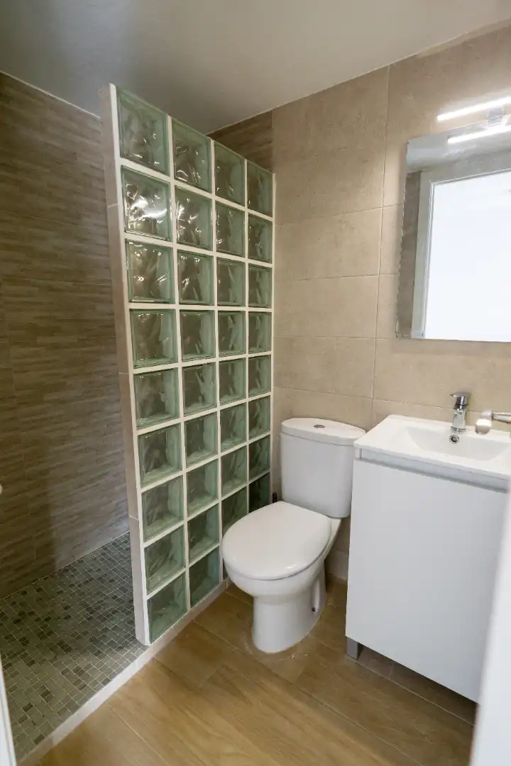 Baño de Piso en venta en Ibi con Aire acondicionado, Terraza y Horno