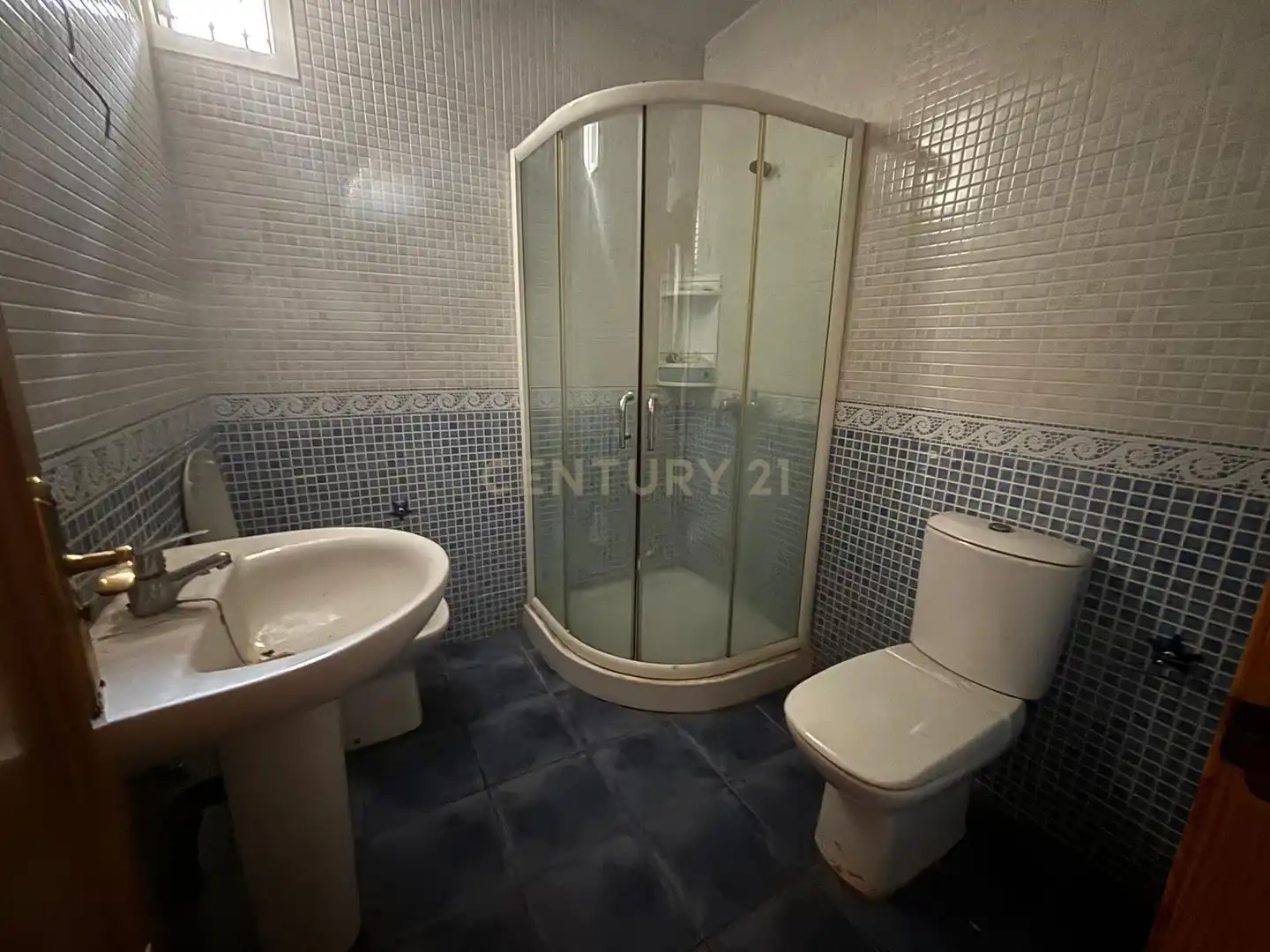 Bany de Casa o xalet en venda en Torrox amb Piscina comunitària