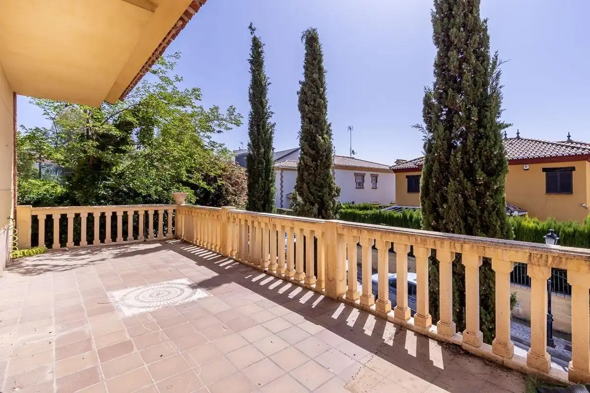 Terrassa de Casa o xalet en venda en Albolote amb Calefacció, Jardí privat i Traster