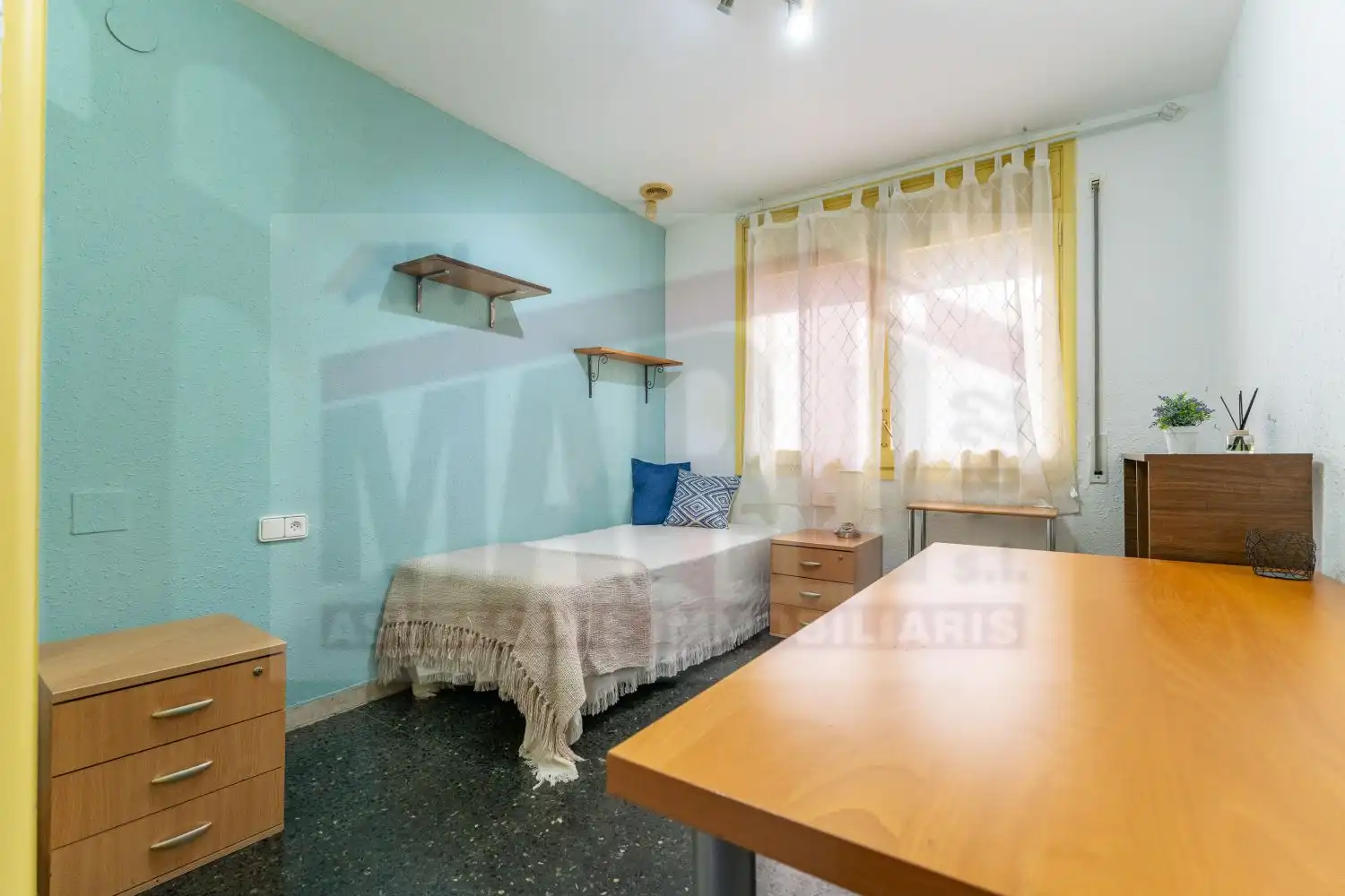 Habitación de Piso en venta en Reus con Calefacción, Terraza y Trastero