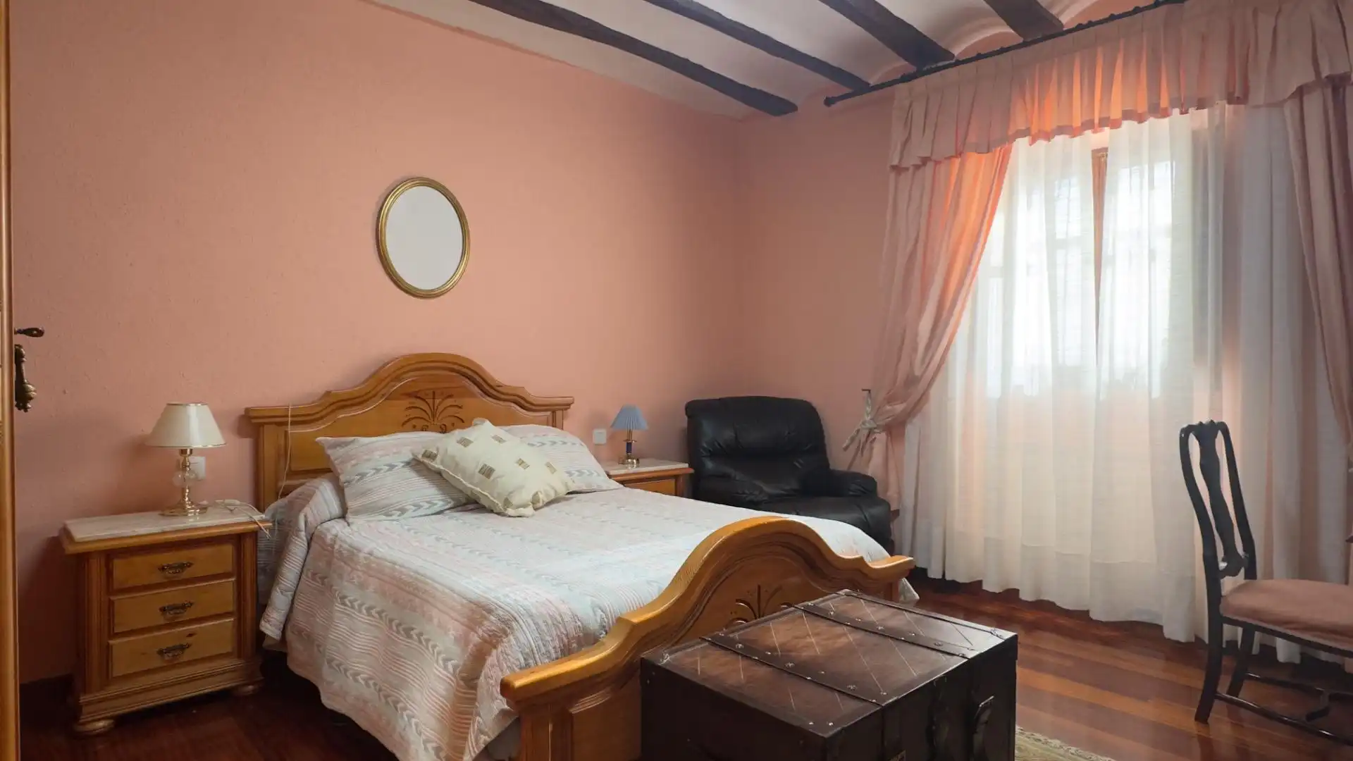 Habitación de Finca rústica en venta en Baños de Rioja con Calefacción, Jardín privado y Terraza