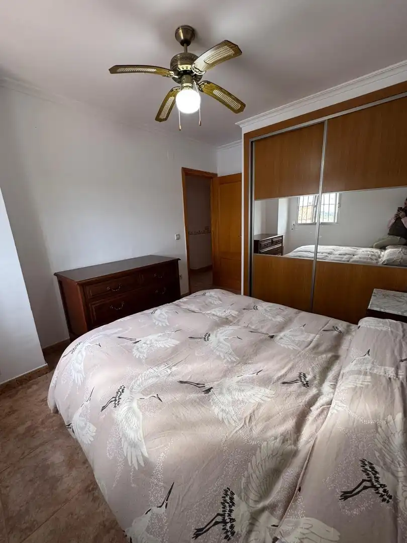 Dormitori de Casa o xalet en venda en La Pobla de Vallbona amb Aire condicionat, Jardí privat i Terrassa