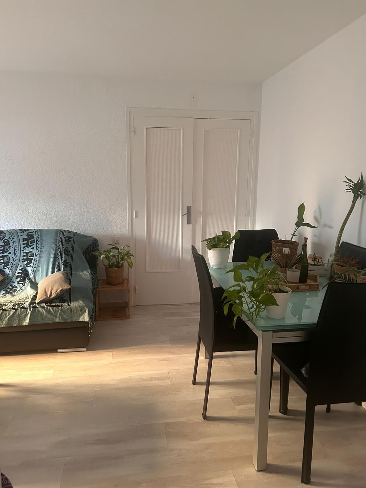 Menjador de Pis en venda en Calafell amb Parquet i Terrassa