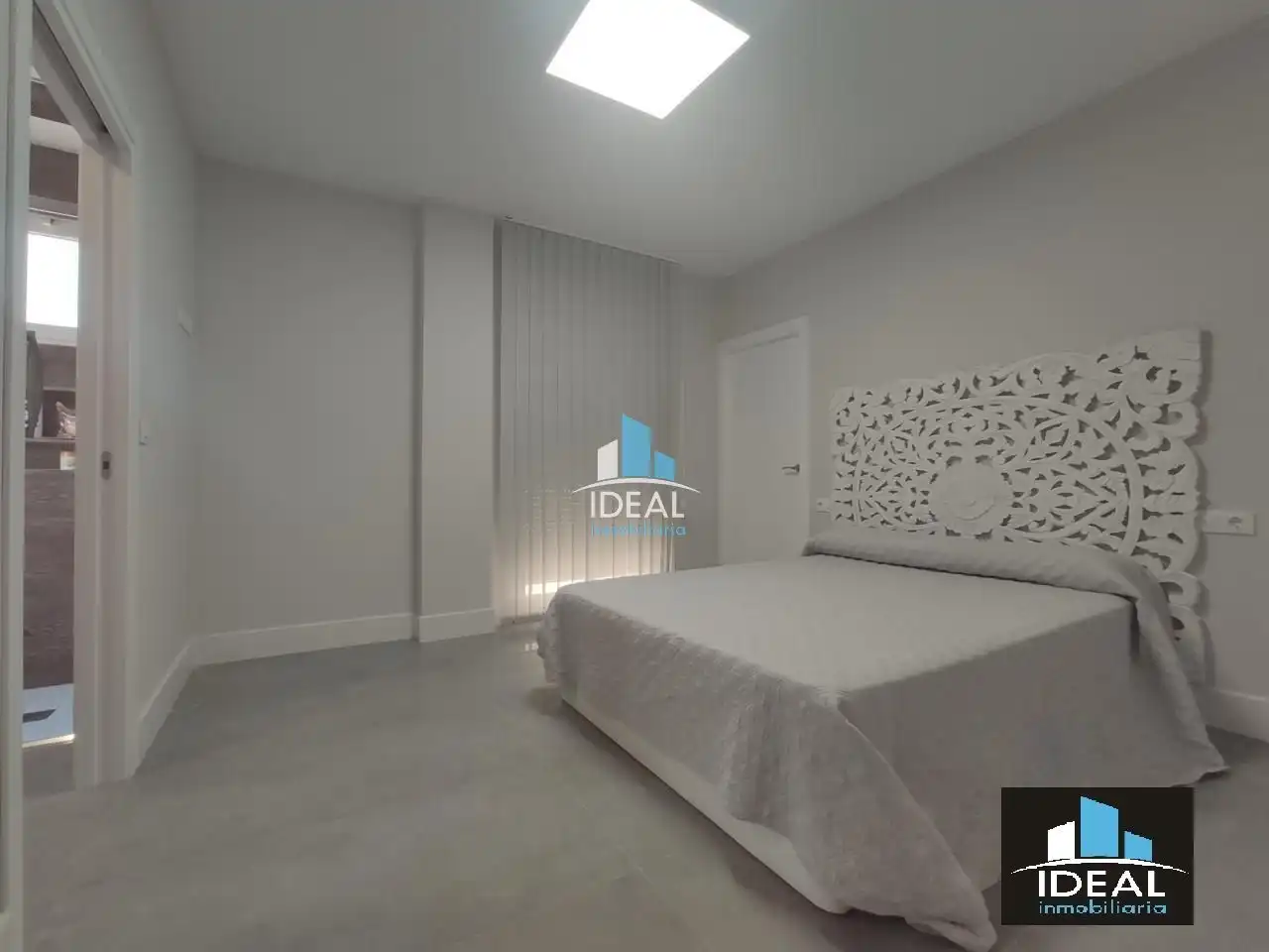 Habitación de Casa adosada en venta en Villanueva de la Serena con Aire acondicionado, Calefacción y Terraza