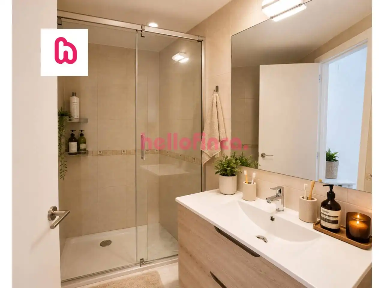 Baño de Piso en venta en Berga con Calefacción, Parquet y Amueblado