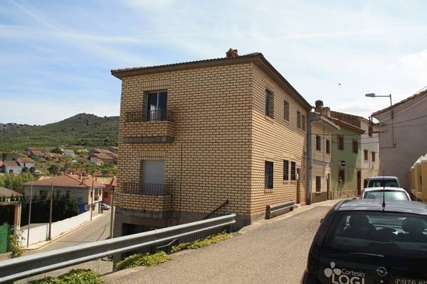 Casa-chalet en Venta en C/ Parroquia en Alpartir