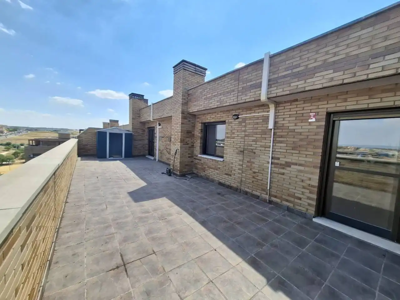 Vista exterior de Piso de alquiler en Valdemoro con Aire acondicionado, Calefacción y Terraza