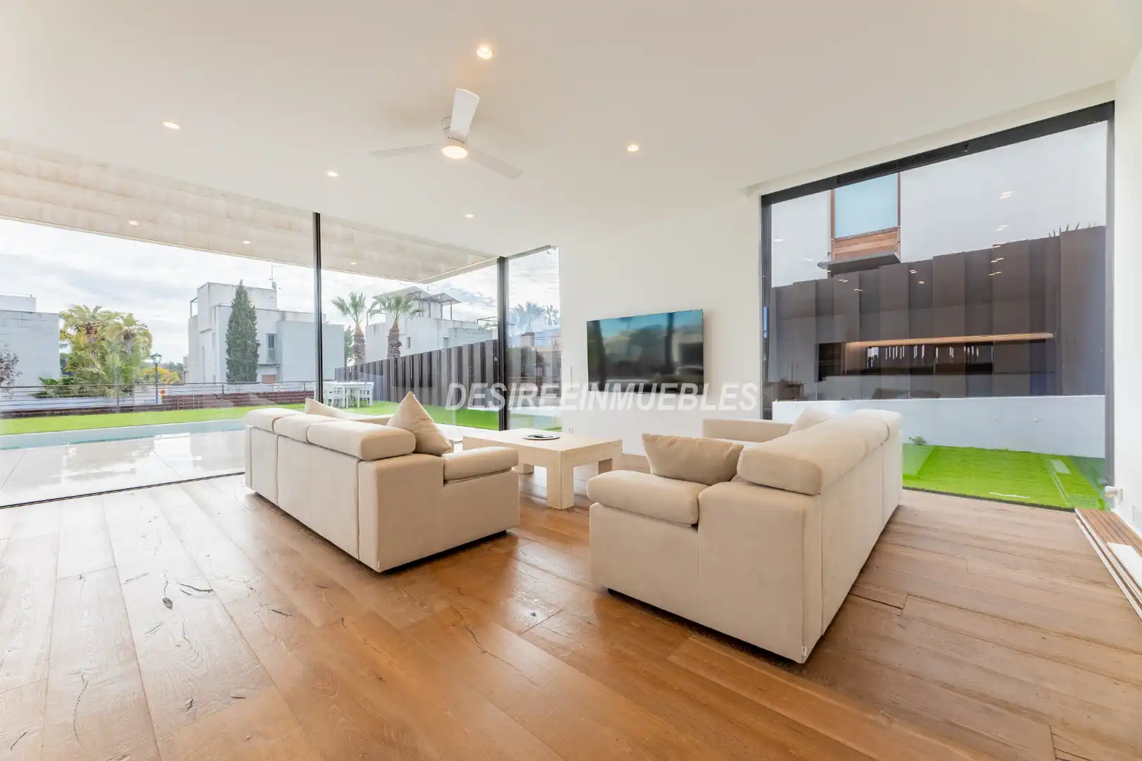 Sala de estar de Casa o chalet en venta en Godella con Aire acondicionado, Calefacción y Jardín privado