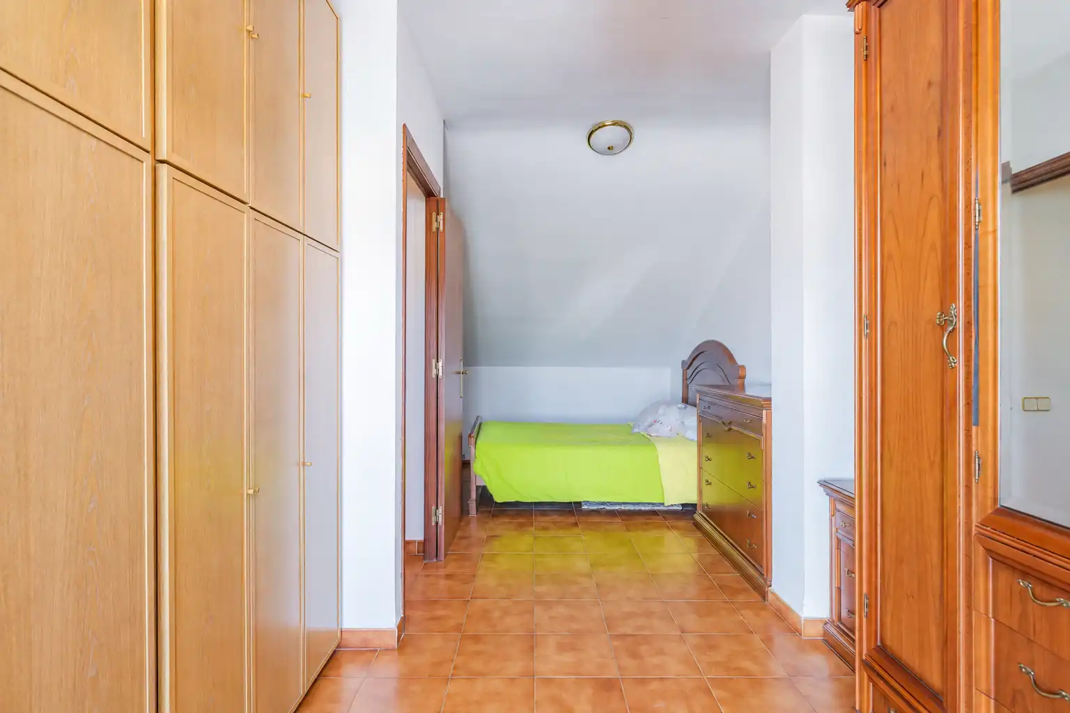 Dormitori de Casa o xalet en venda en Arenys de Mar amb Calefacció, Jardí privat i Terrassa