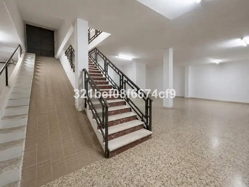 Gewerbefläche zum Verkauf in Estepona,Centro,Avenida Juan Carlos I, imagen 4