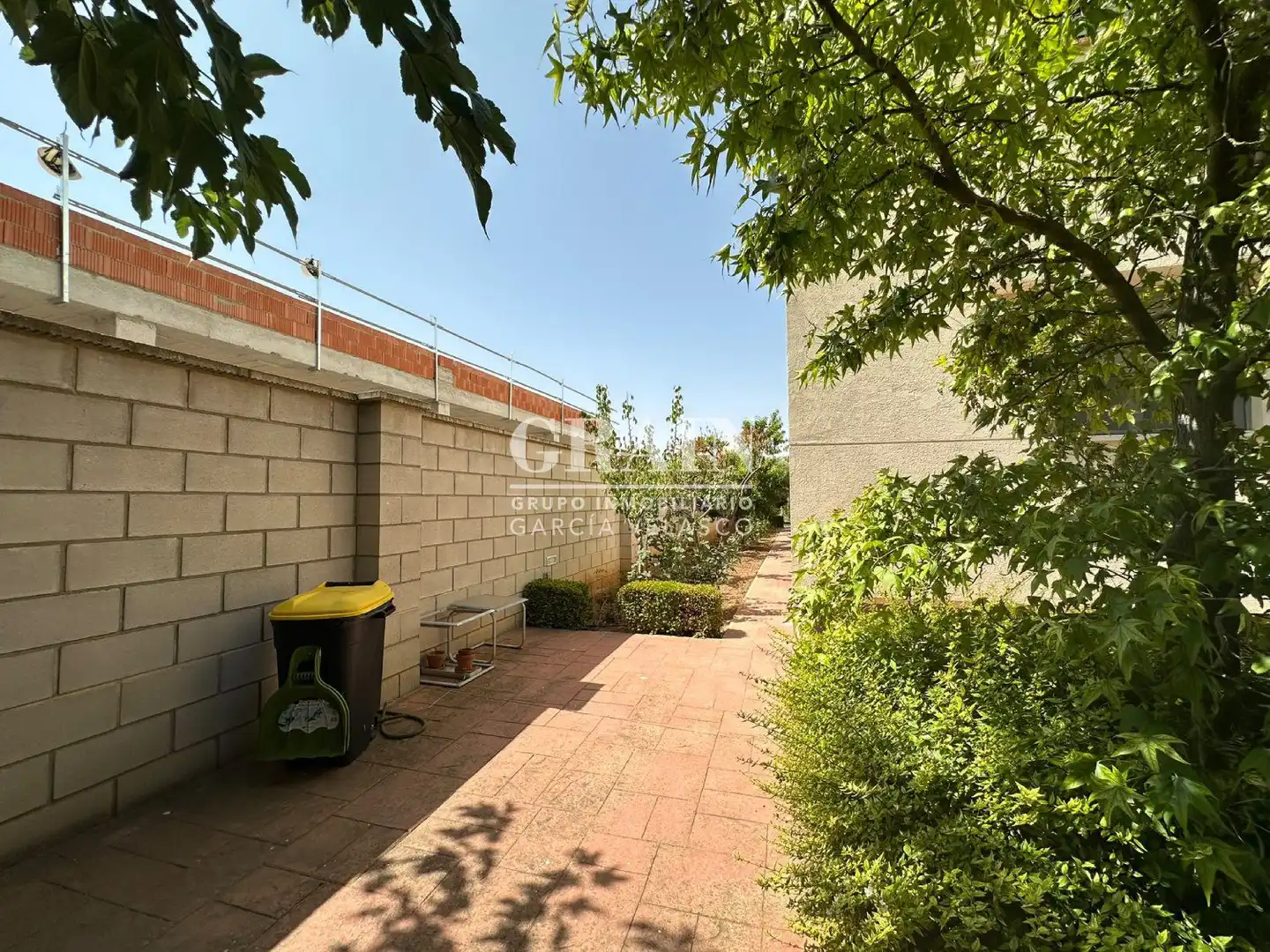 Jardí de Casa adosada en venda en Albacete amb Calefacció, Jardí privat i Terrassa