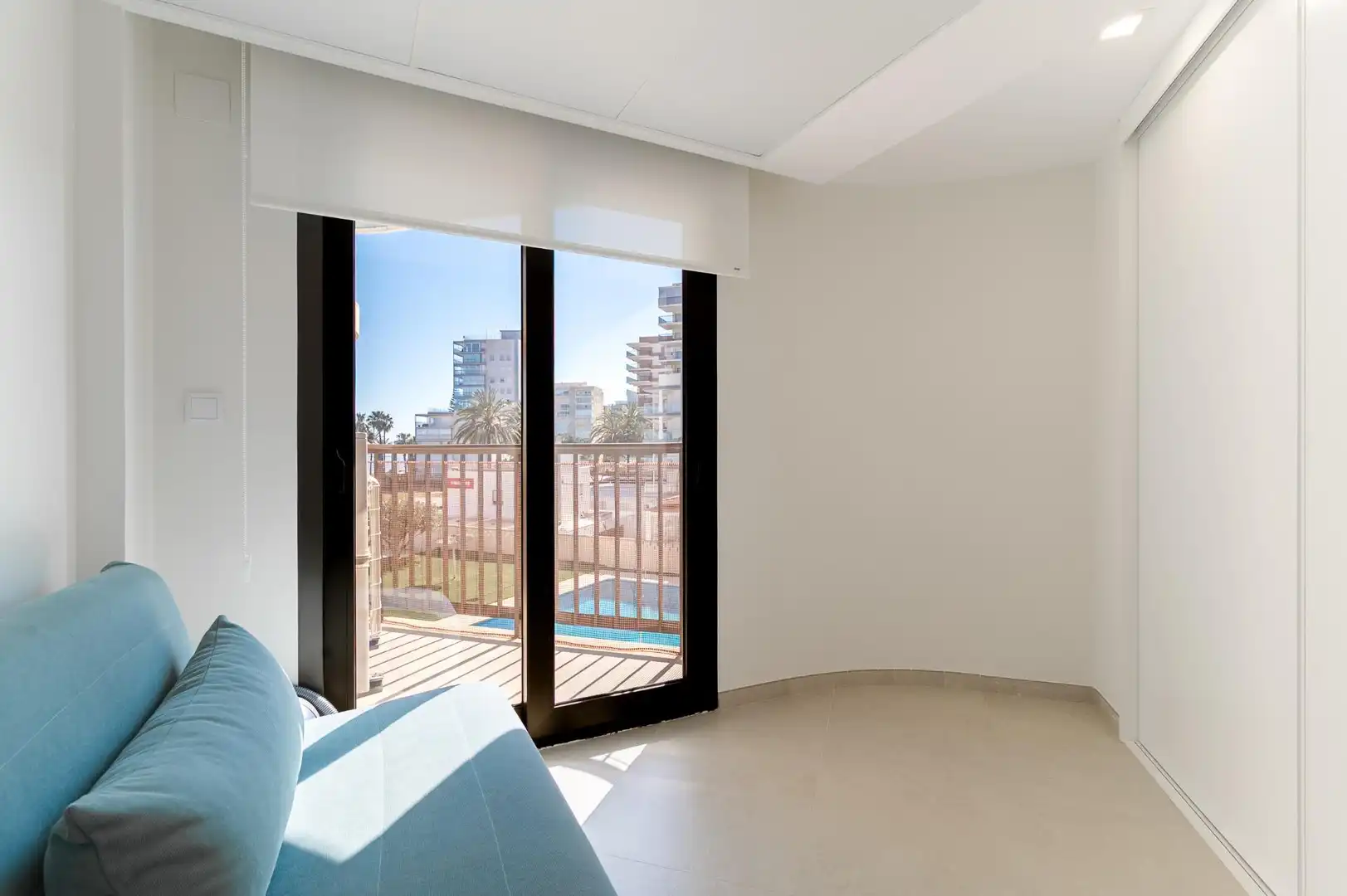Schlafzimmer von Wohnungen zum Verkauf in Benicasim / Benicàssim mit Klimaanlage, Heizung und Privatgarten