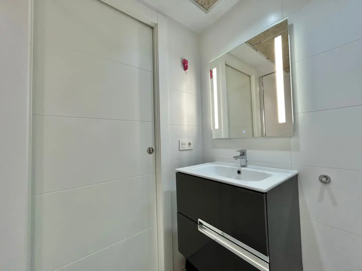 Bathroom of Apartments for sale in Málaga  with Air Conditioner, Terrace and Storage room