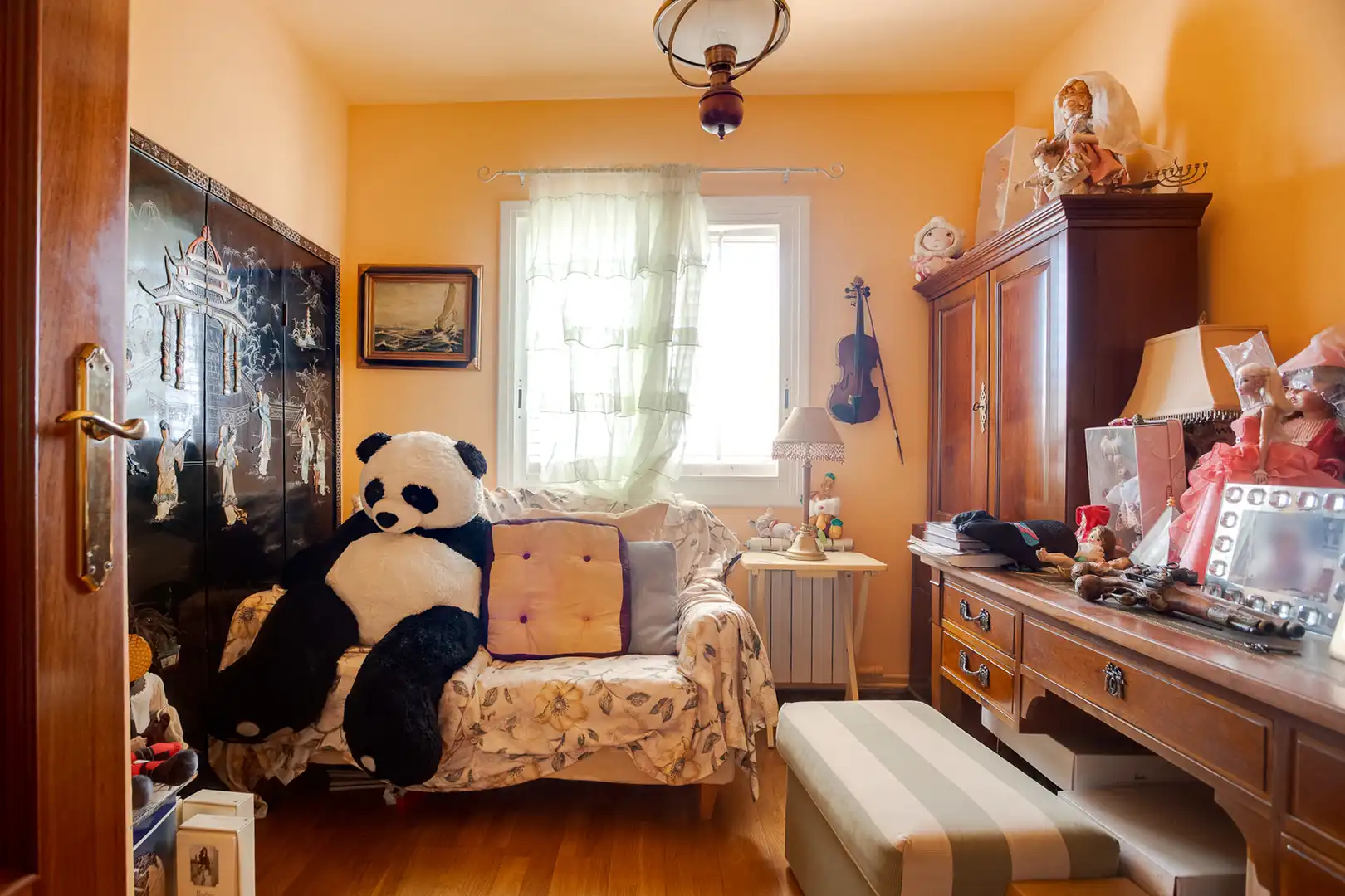 Schlafzimmer von Einfamilien-Reihenhaus zum Verkauf in Premià de Dalt mit Klimaanlage, Heizung und Privatgarten