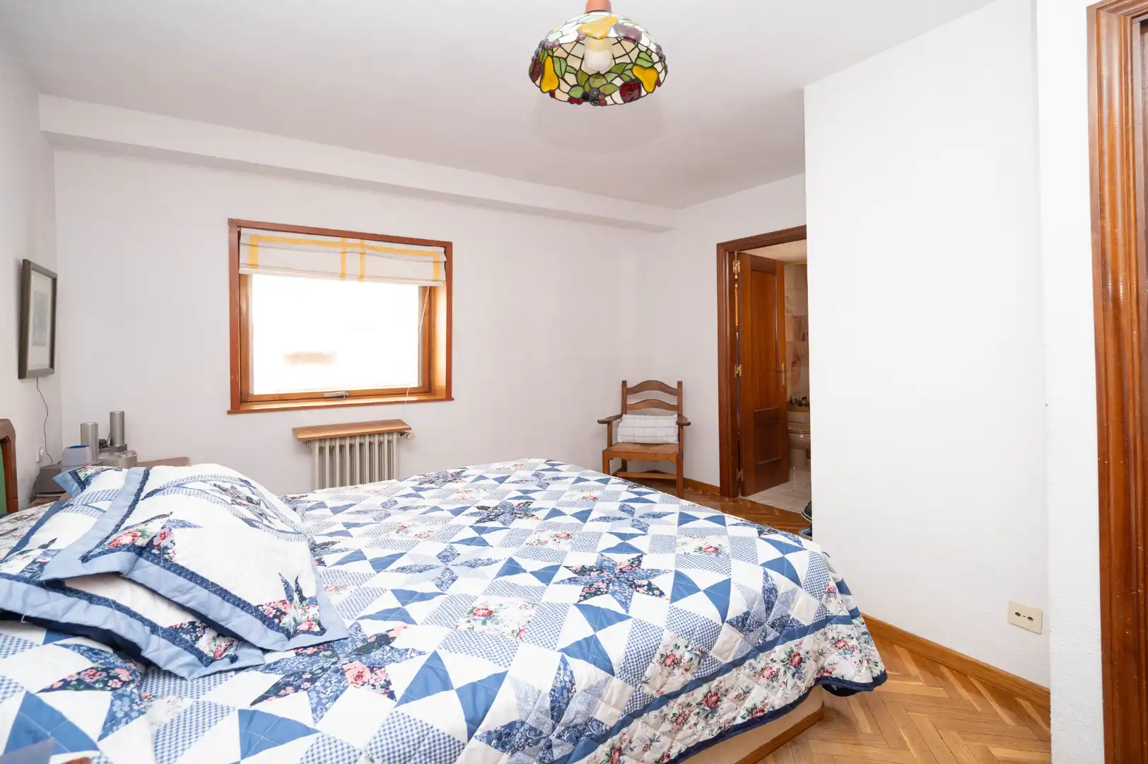 Habitación de Casa adosada en venta en Madrid con Jardín privado