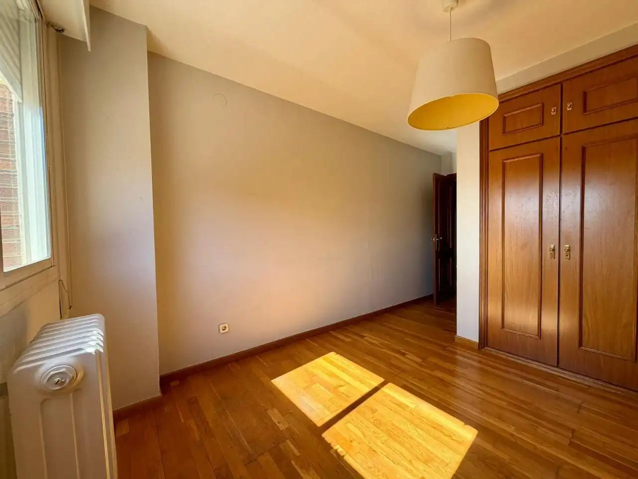 Schlafzimmer von Wohnung zur Miete in León Capital  mit Heizung und Abstellraum