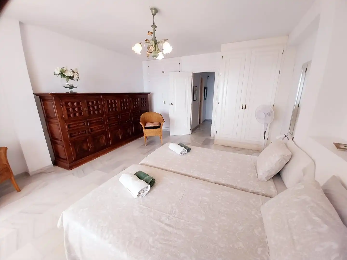 Habitación de Dúplex de alquiler en Mijas con Piscina comunitaria