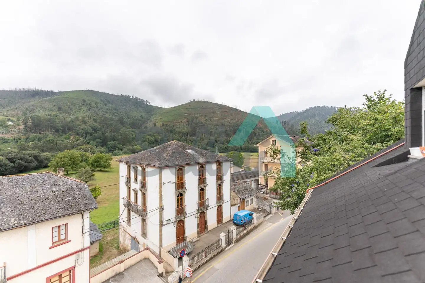 Außenansicht von Wohnung zum Verkauf in Valdés - Luarca mit Heizung und Parkett