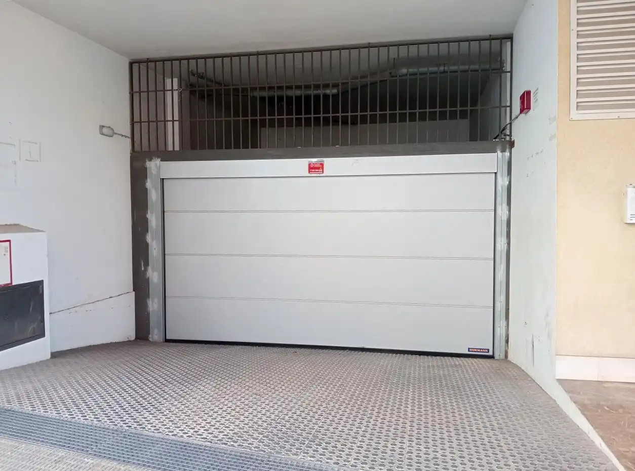 Parcheggio con ascensore in vendita a Costa Brava