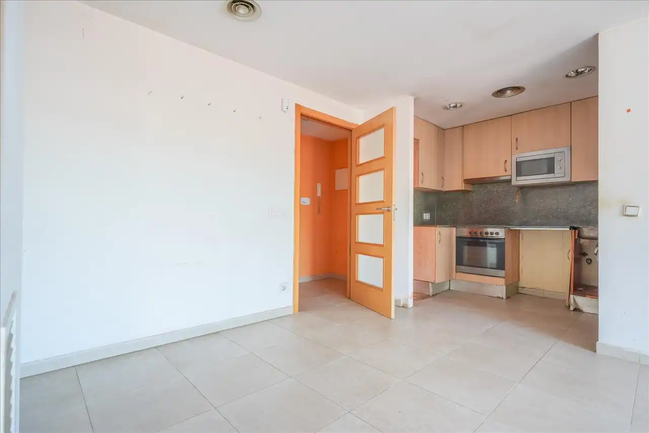 Cocina de Piso en venta en Celrà con Balcón