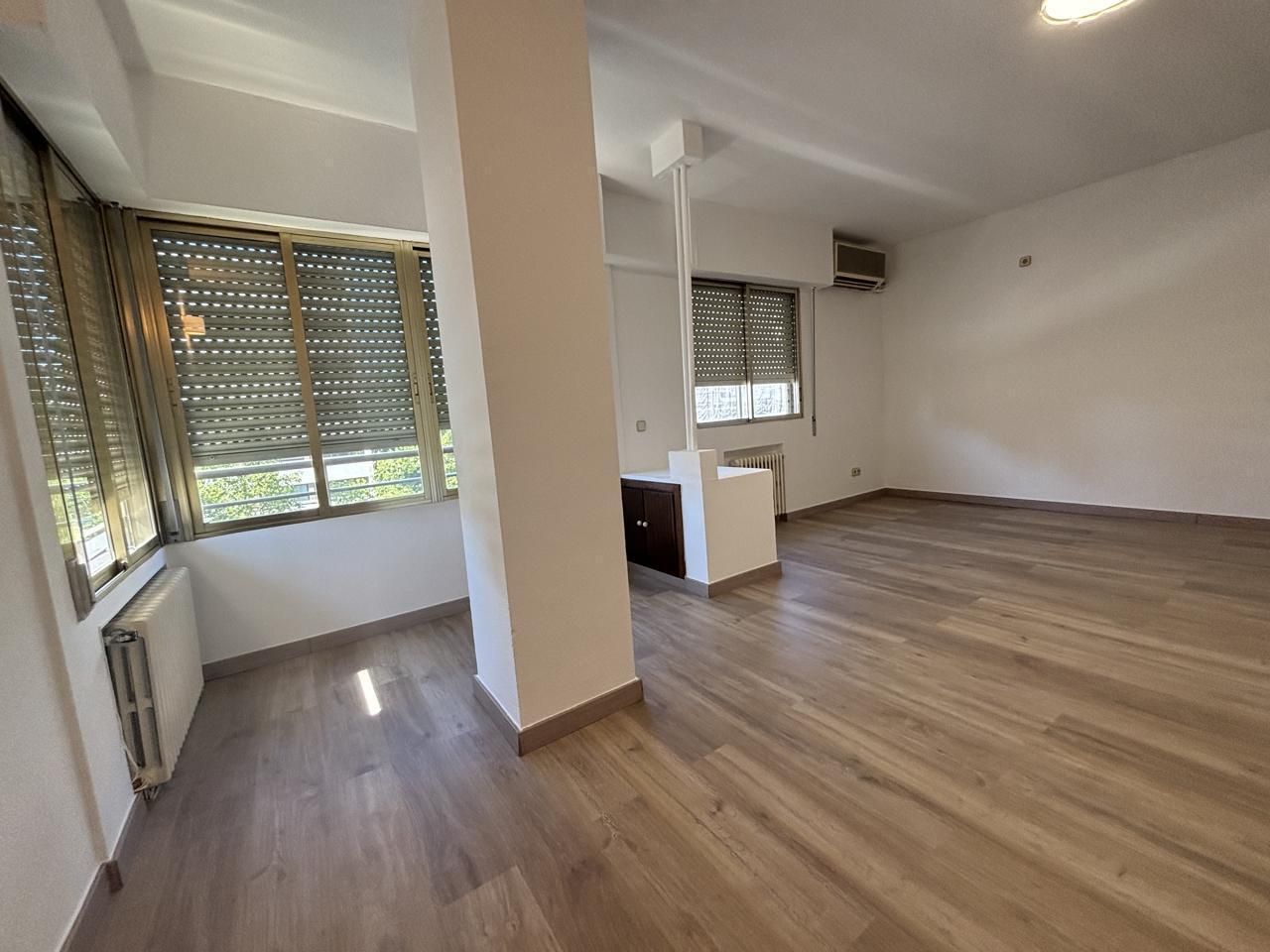 Bedroom of Flat to rent in  Madrid Capital  with Air Conditioner, Heating and Community pool