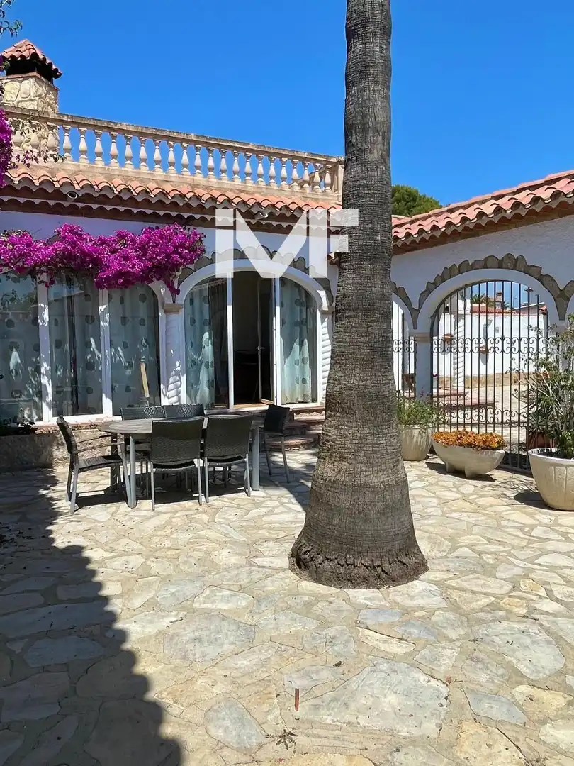 Villa avec piscine à vendre à Miami Platja, imagen 23