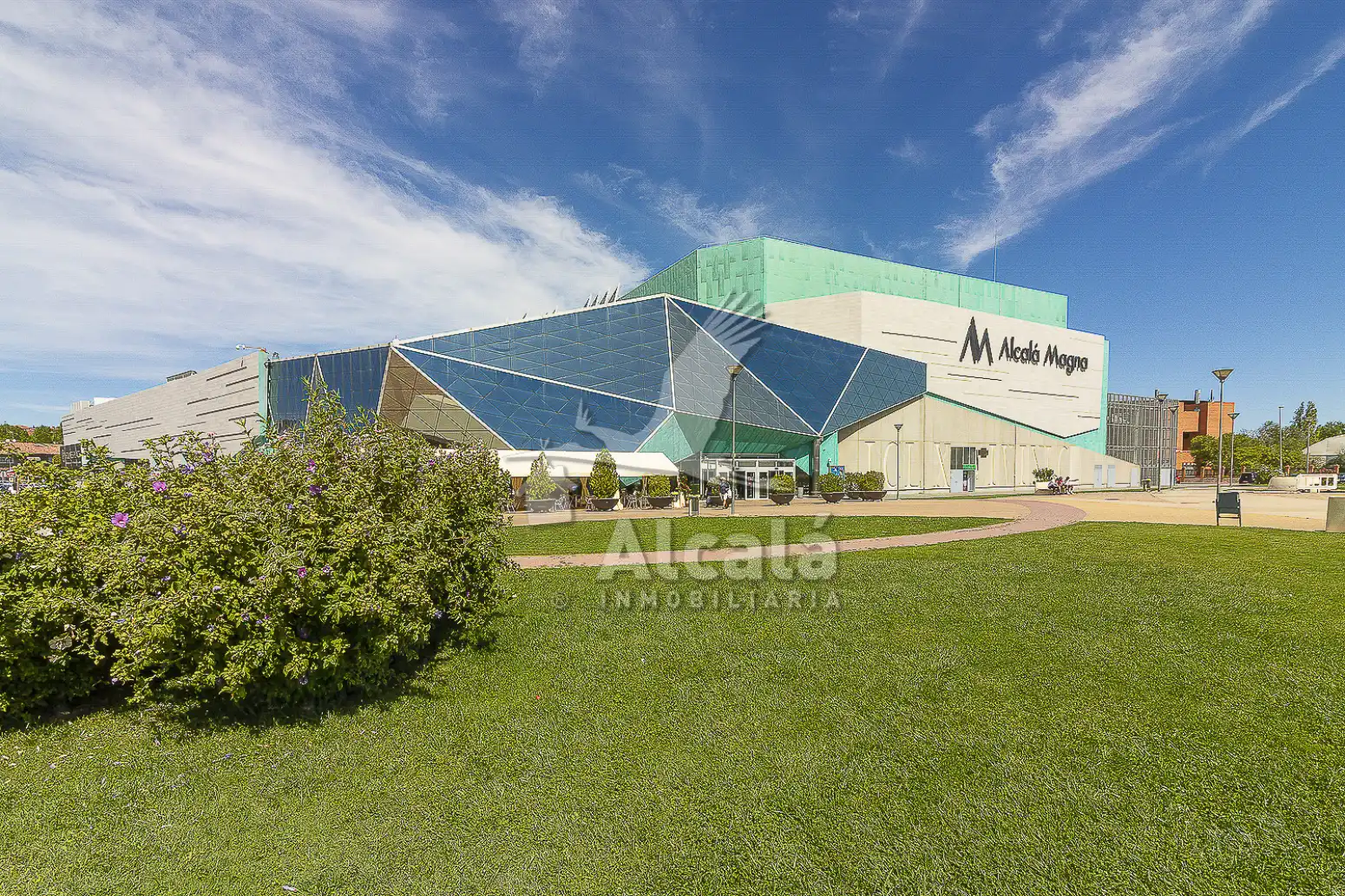 Vista exterior de Piso en venta en Alcalá de Henares con Aire acondicionado, Calefacción y Parquet