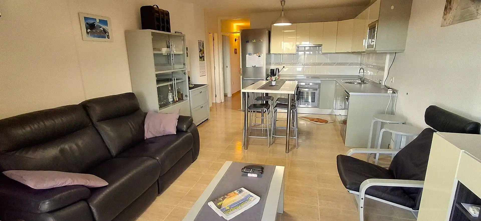 Sala de estar de Apartamento en venta en Arona con Terraza, Amueblado y Piscina comunitaria