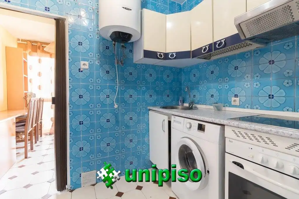 Cuina de Pis en venda en Getafe amb Aire condicionat, Calefacció i Terrassa