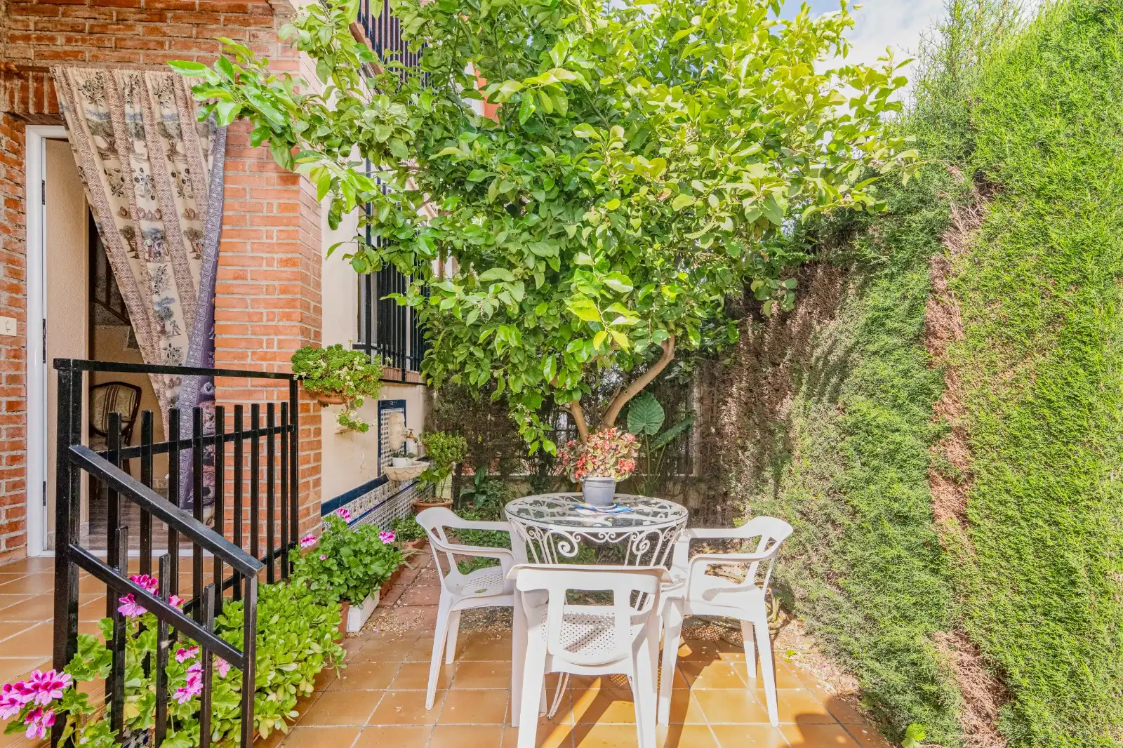 Terrasse von Haus oder Chalet zum Verkauf in Las Gabias mit Privatgarten, Terrasse und Abstellraum