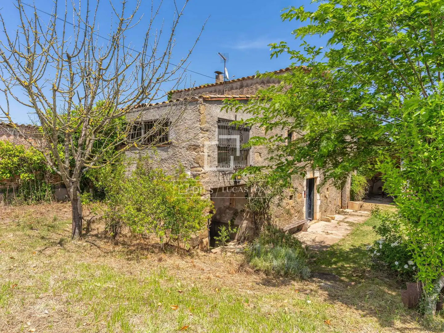 Casa rústica amb piscina en venda a Vilopriu, imagen 12