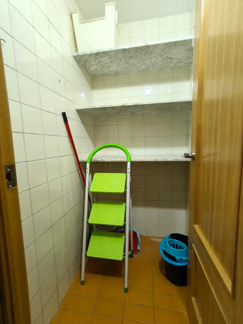Cuina de Pis de lloguer en Valencia amb Terrassa i Balcó
