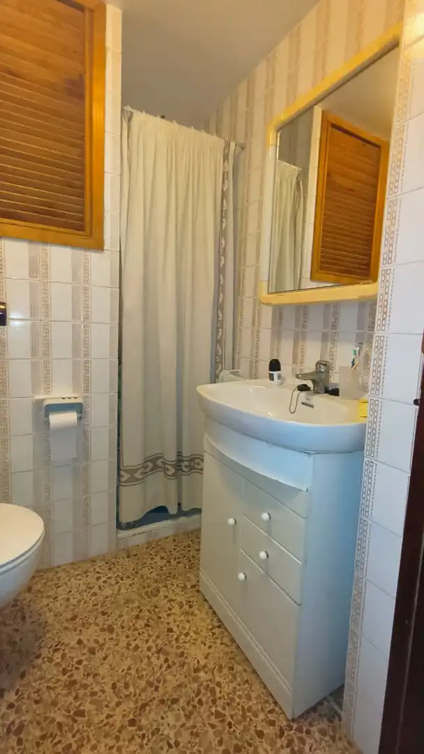Bathroom of Flat for sale in Carlet  with Furnished