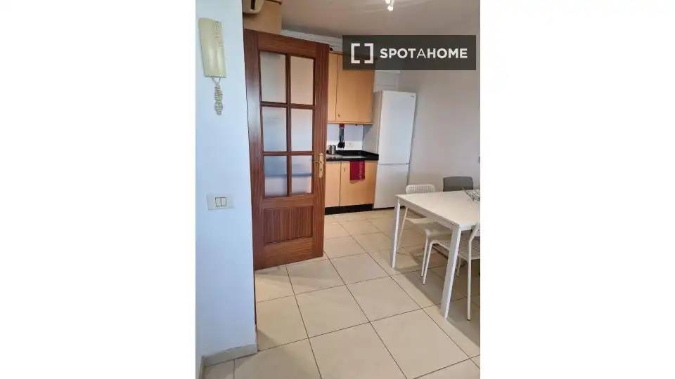 Cocina de Apartamento para compartir en San Cristóbal de la Laguna con Aire acondicionado, Terraza y Amueblado