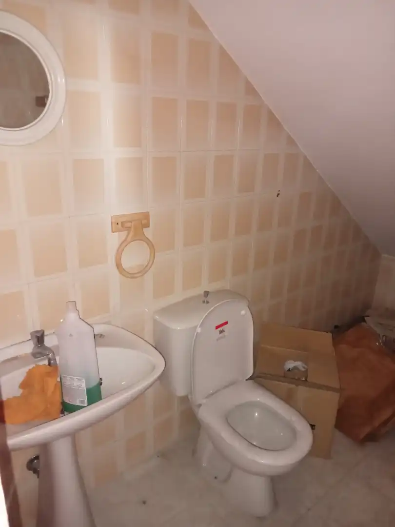 Bathroom of Commercial properties for rent in Pontedeume