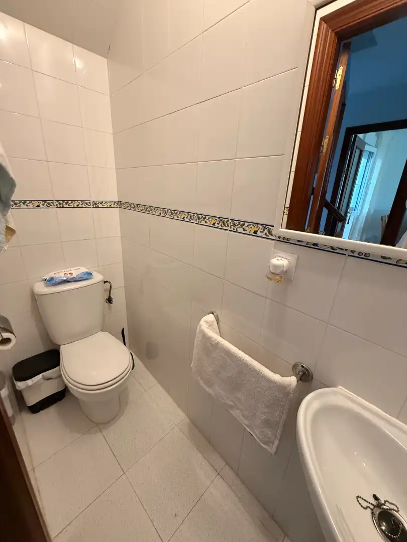 Baño de Casa adosada en venta en Carrión de los Céspedes con Terraza