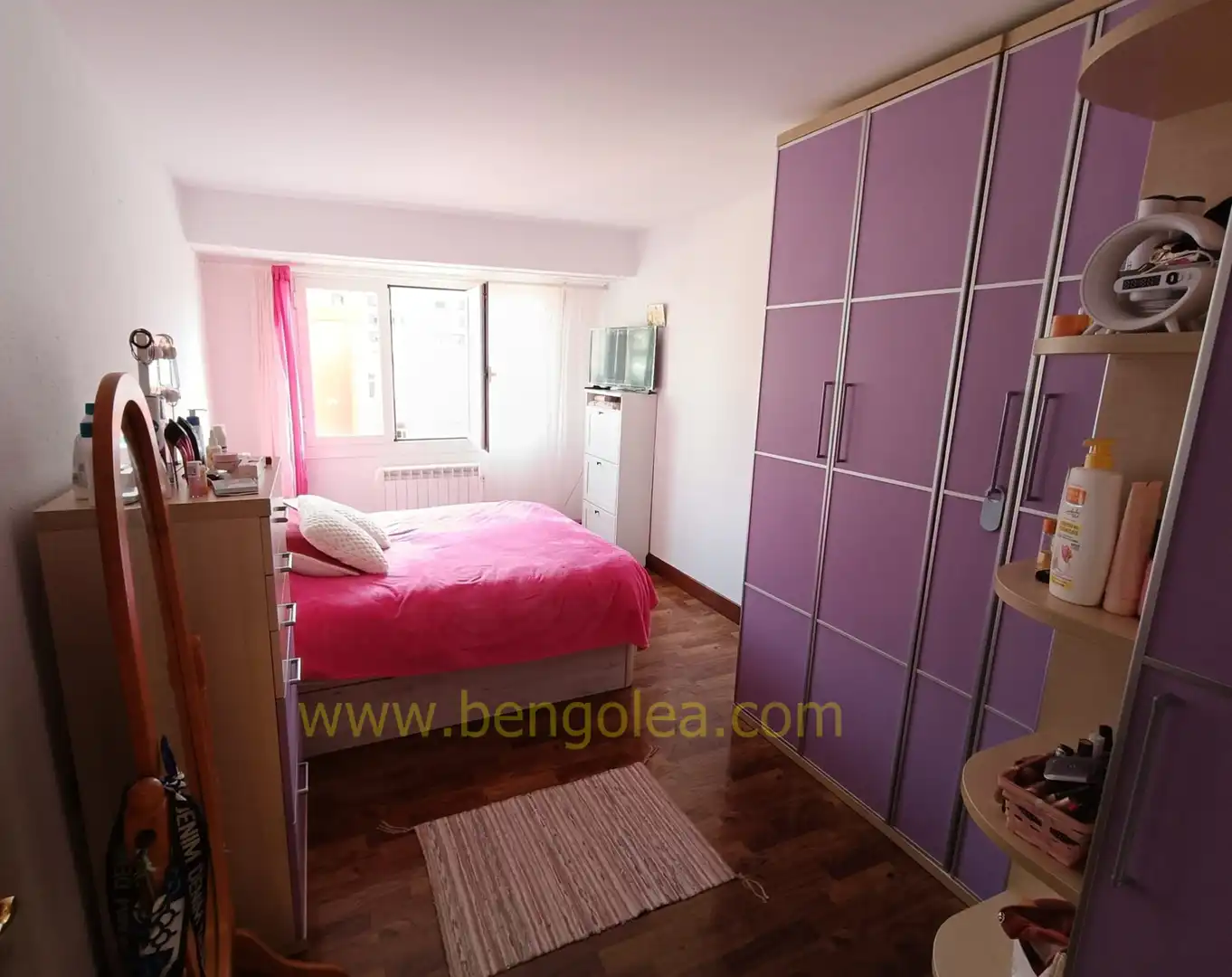 Schlafzimmer von Wohnung zum Verkauf in Santurtzi  mit Abstellraum und Balkon