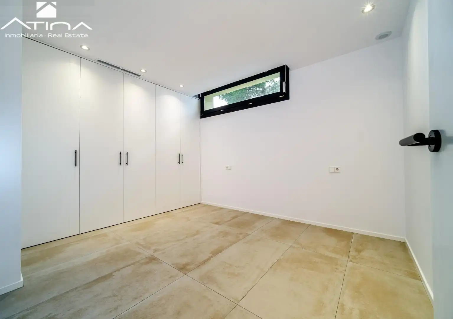 Houses for sale in Dénia  with Air Conditioner, Terrace and Storage room