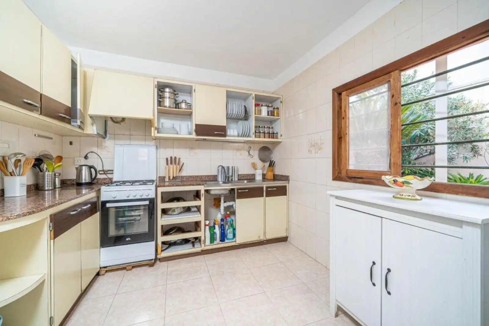 Küche von Einfamilien-Reihenhaus zum Verkauf in  Palma de Mallorca mit Abstellraum und Balkon