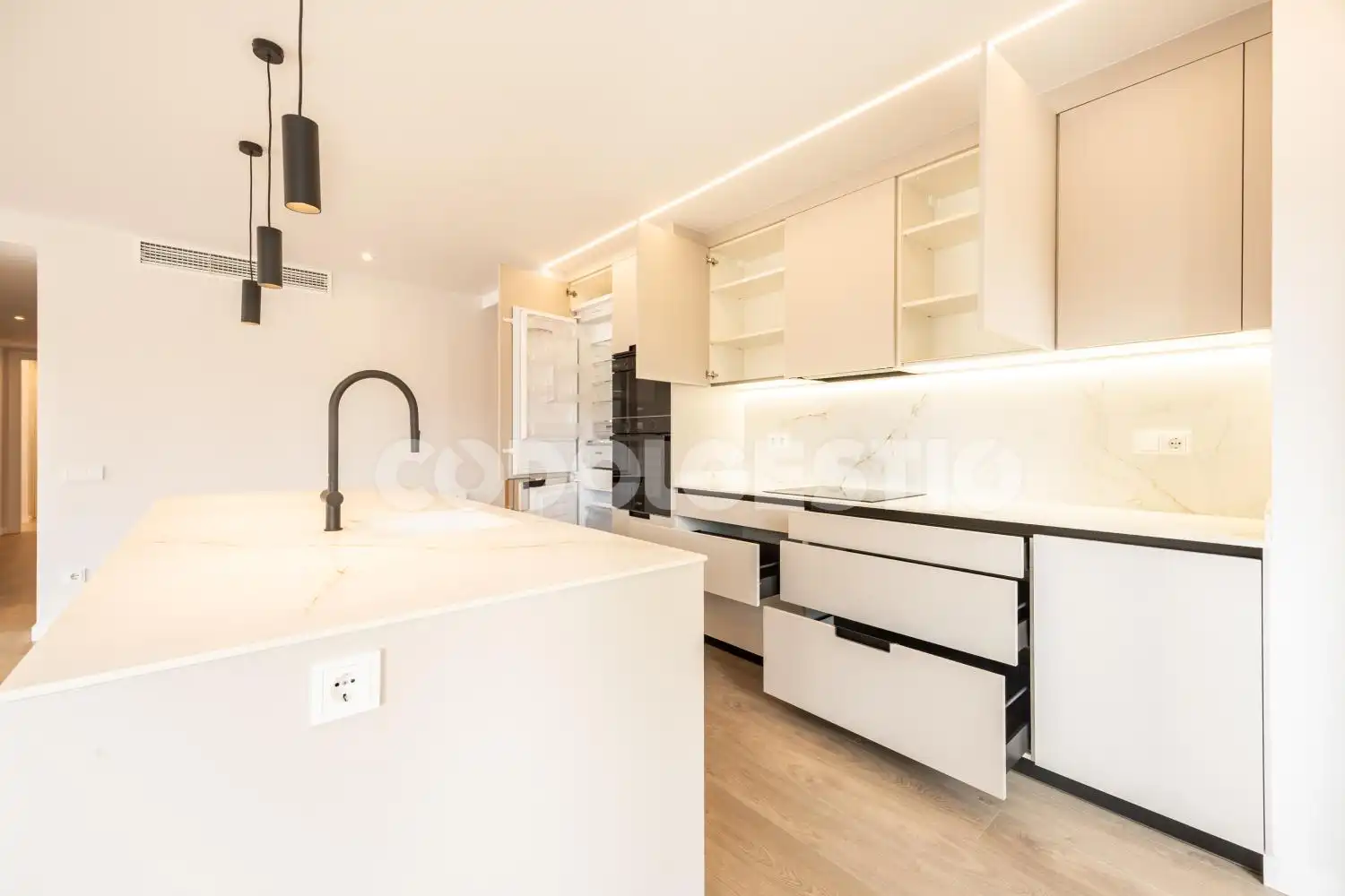 Flat for sale in Ronda Camprodon, 38, Nord