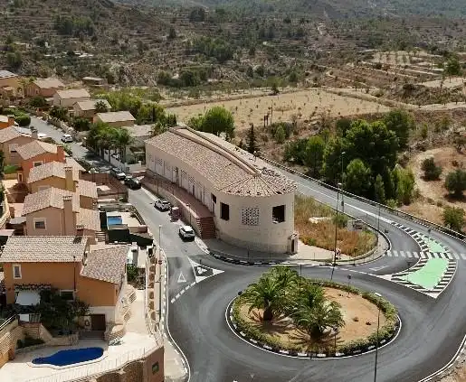 Vista exterior de Apartament en venda en Relleu amb Aire condicionat, Terrassa i Moblat