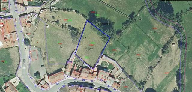 Terreno residencial en Venta en Calle Iglesia en Villaquilambre