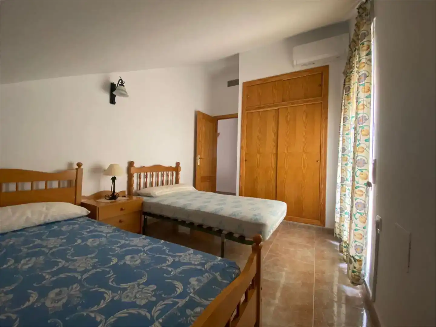Habitación de Dúplex de alquiler en Pilar de la Horadada con Aire acondicionado, Trastero y Amueblado