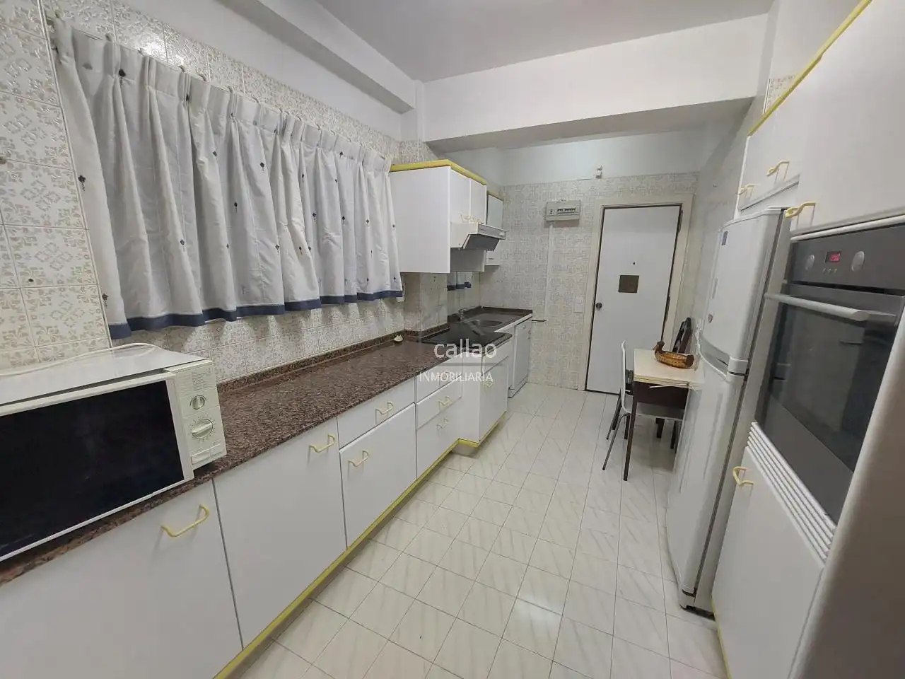 Kitchen of Flat for rent in Ferrol  with Heating, Furnished and Balcony