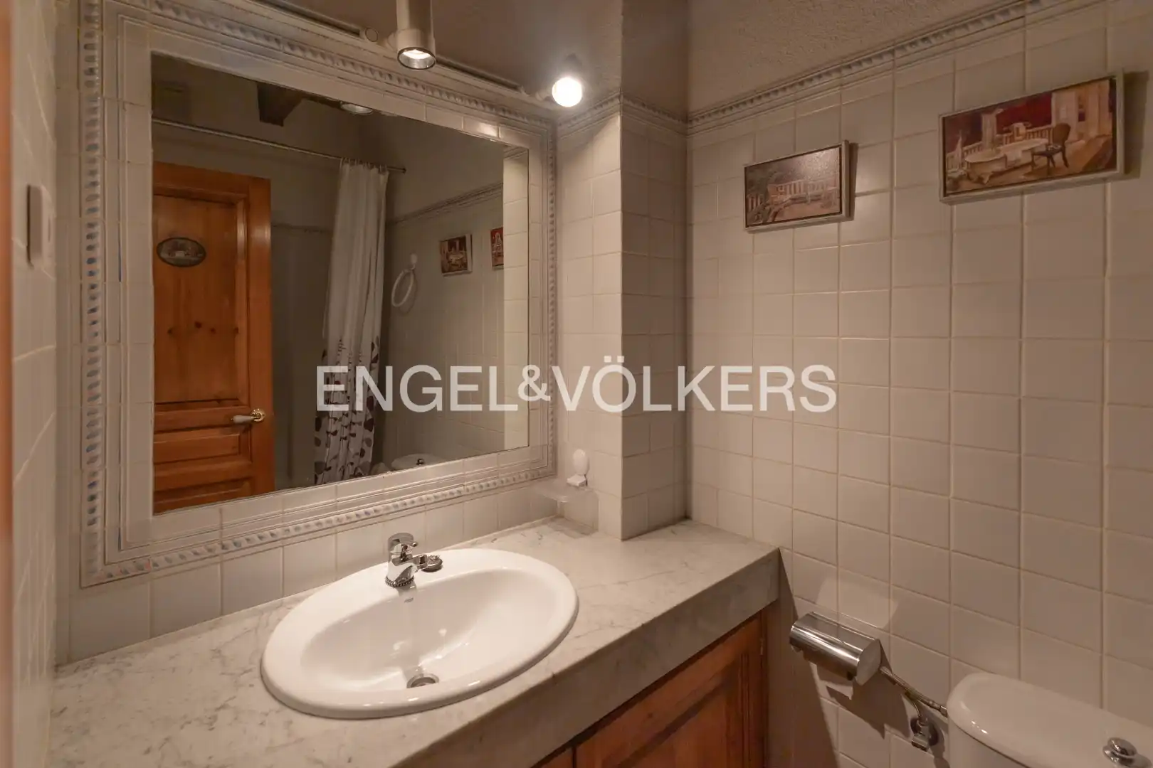 Baño de Dúplex en venta en Fontanals de Cerdanya con Calefacción, Parquet y Terraza