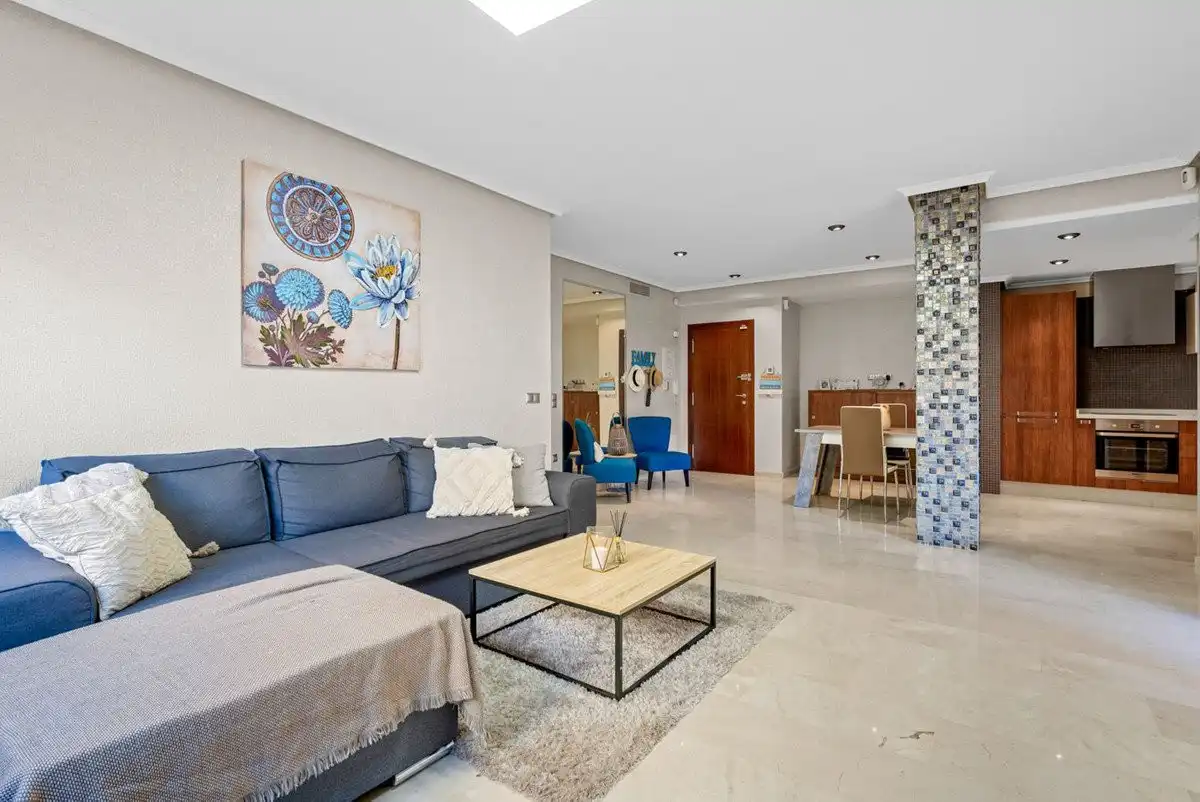 Sala d'estar de Apartament en venda en Orihuela amb Aire condicionat, Jardí privat i Terrassa